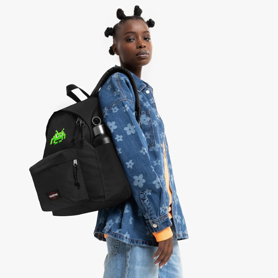 EASTPAK DAY PAK'R BLACK Arcade Alien Embroidered Backpack 2 EASTPAK DAY PAK'R BLACK Arcade Alien Embroidered Backpack - Image 2