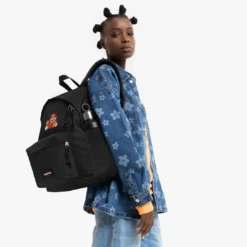 EASTPAK DAY PAK'R BLACK Mario Surprise Spark Embroidered Backpack 3 EASTPAK DAY PAK'R BLACK Mario Surprise Spark Embroidered Backpack -Eastpak Embroidered Backpacks JS0A85MADPCOS2 EMBRO 20260426 078 detail 1